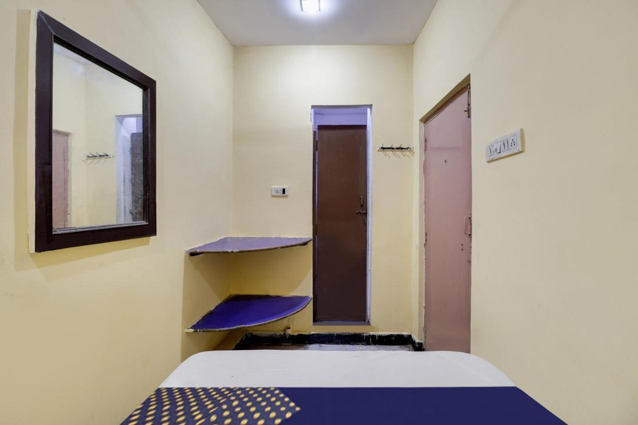 Spot On Hotel Sai Ashirwad Residency Hyderabad Bagian luar foto